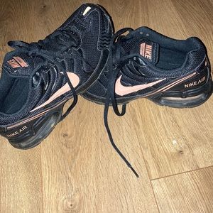 Nike Air Max torch 4